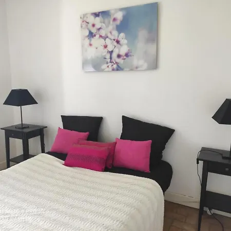 Mas Proencal De Caractere Avec Vue Mer